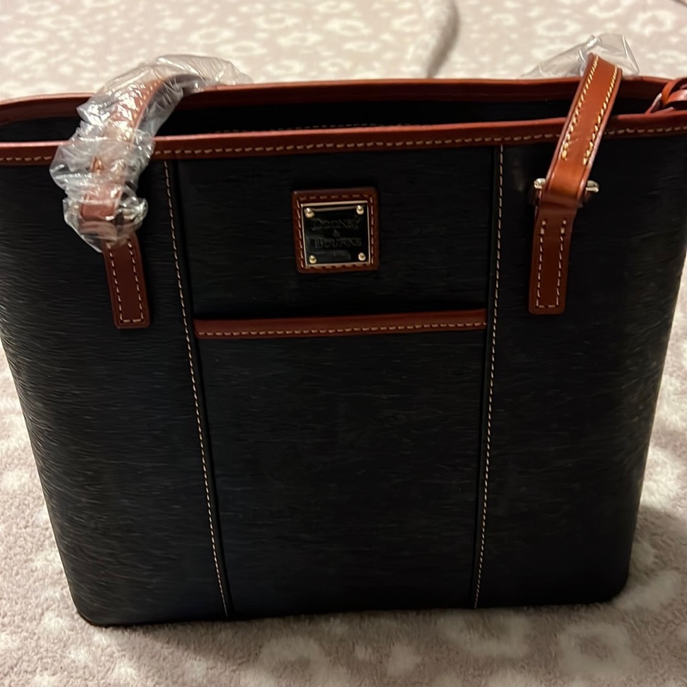 Dooney & Bourke